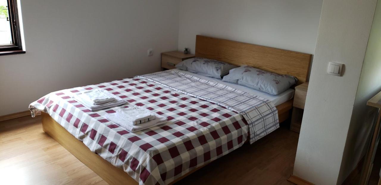 Teo Lägenhet Podgorica Exteriör bild